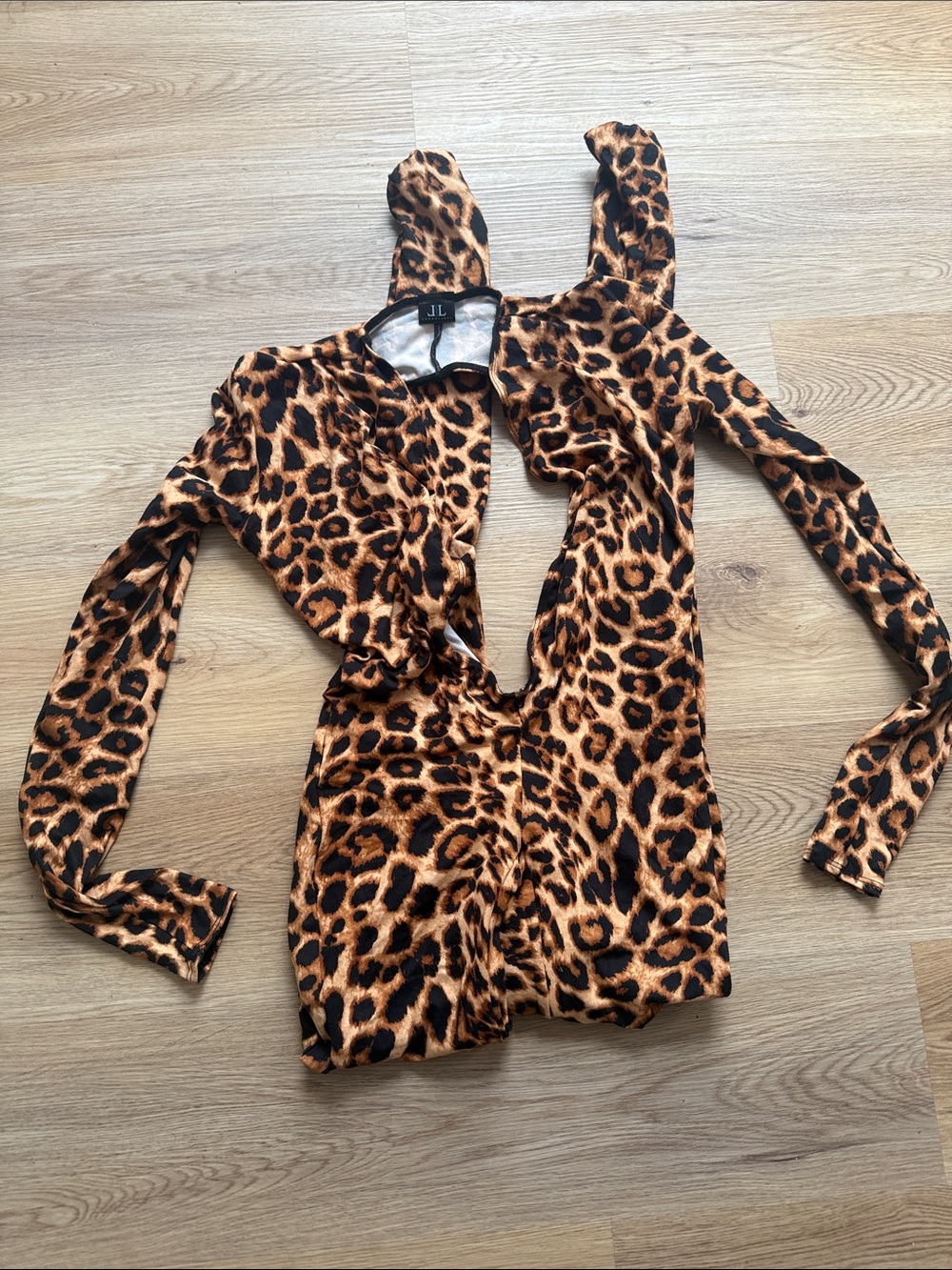 Luxus Label Leopard Print Long Sleeve Jumpsuit
